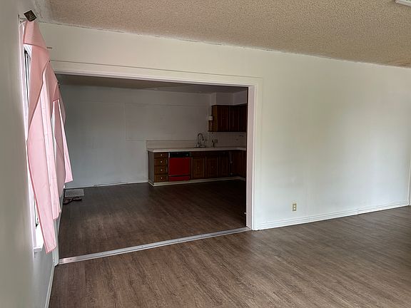 5th image of 8632 Olney St