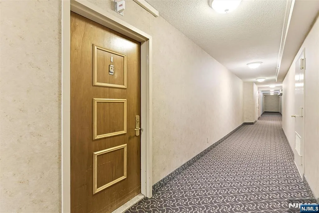2 bed, 2.0 bath, $2,800 — Photo 4