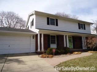 2329 S Bates Ave, Springfield, IL 62704