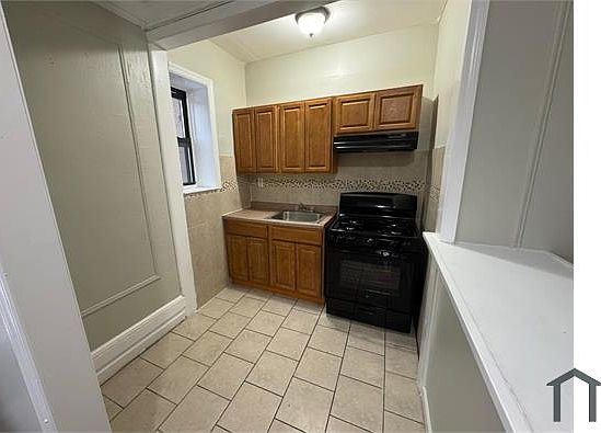 1st image of 244 Roseville Ave APT 202