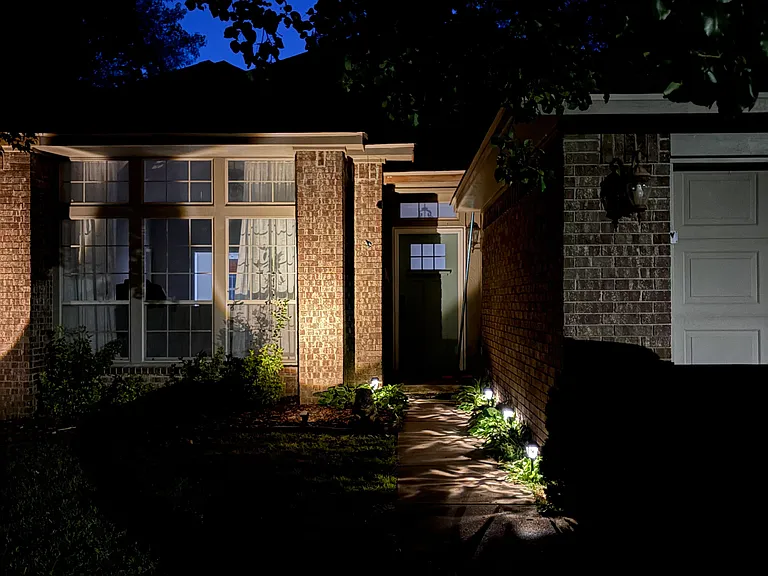 220 Bluff Dr — Photo 18