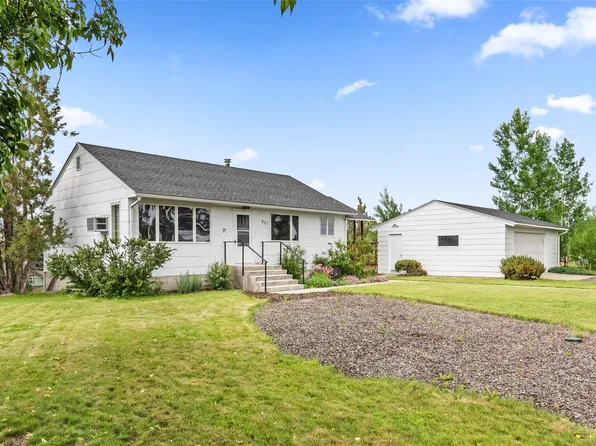 807 Montana Ave, Deer Lodge, MT 59722