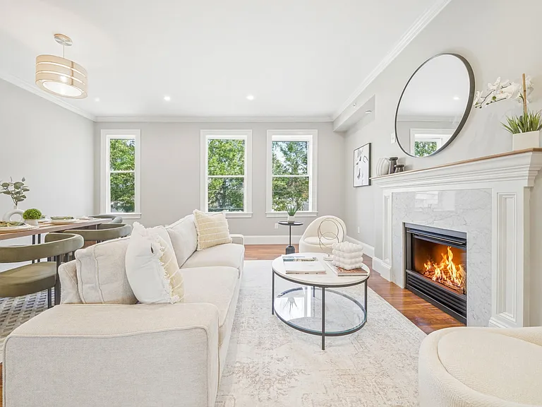 324 Tappan St #2 — Photo 4