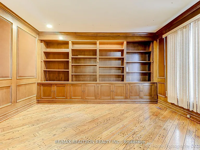 29 Sultana Ave — Photo 3