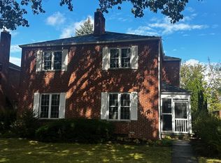 2822 Sherwood Rd, Columbus, OH 43209