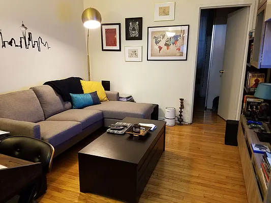 Rented by Compass | media 10