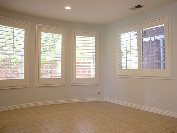 5th image of 2 Cousteau Ln