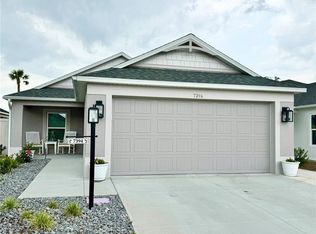 7394 Lussier Ct, Okahumpka, FL 34762