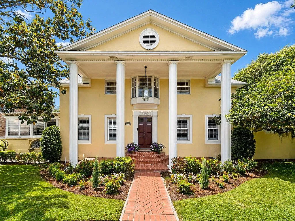 Property main image