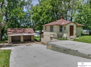 5648 S 49th Ave, Omaha, NE 68117