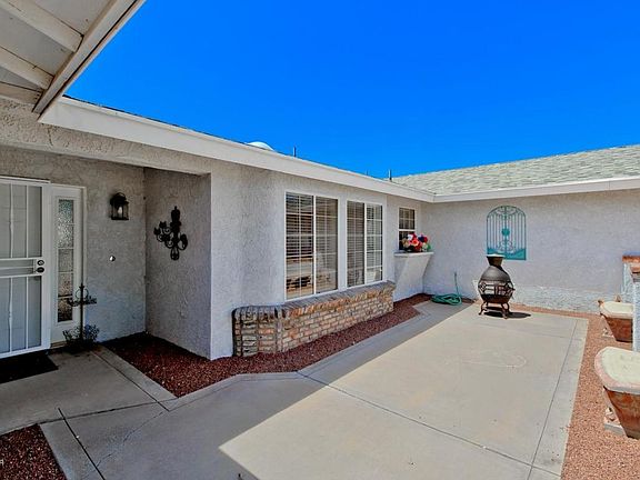 4th image of 2840 Hidden Valley Dr