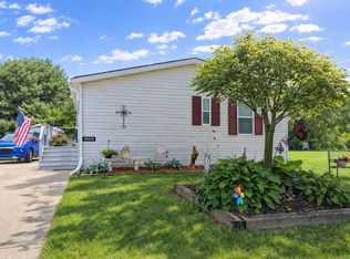 23362 Arlington Dr #256, Clinton Township, MI 48036