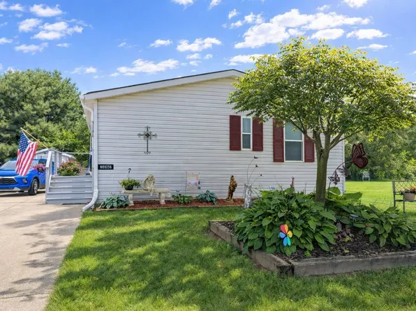 23362 Arlington Dr #256, Clinton Township, MI 48036