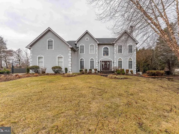 300 Bell Ct, Exton, PA 19341