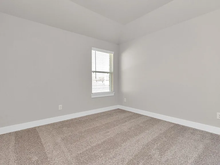 21019 Bay Village Dr #A — Photo 32