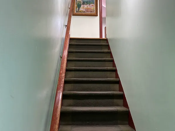 571 West 183rd Street image 8 of 31