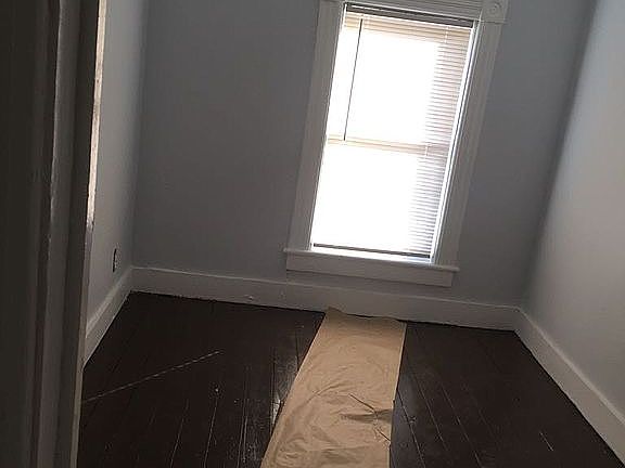 5th image of 1503 Albany St