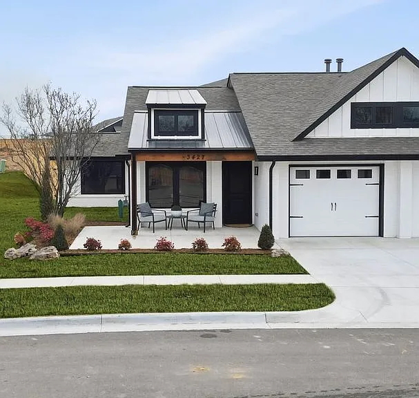 3427 N Ironwood Ave — Photo 5
