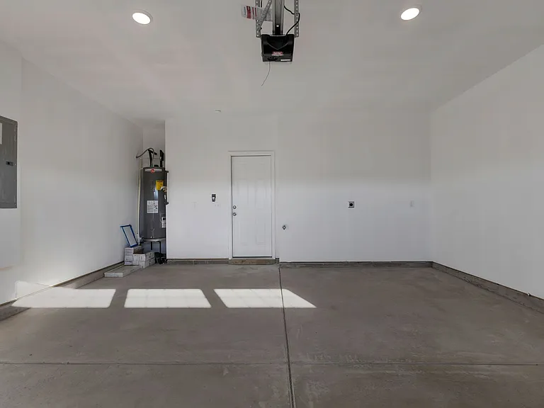 930 Watercourse Ct — Photo 39