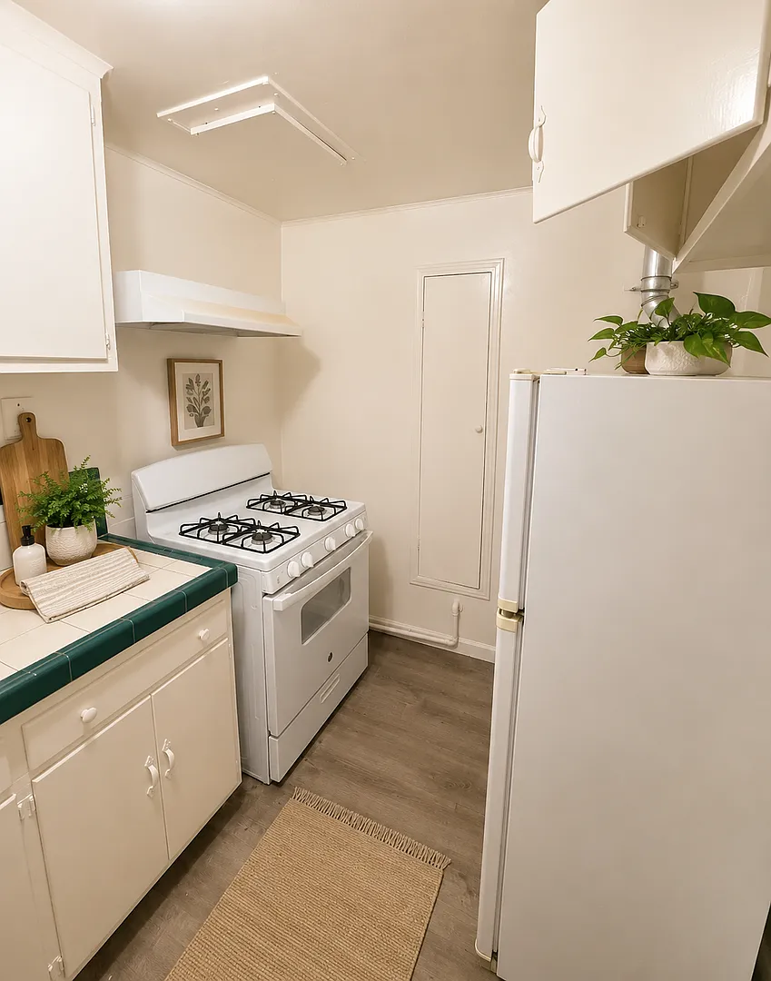 840 E Brown/2617 Maroa - 852 E Brown/2641 Maroa — Photo 1
