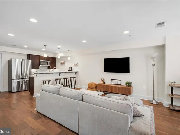 2505 17th St NW Unit 1, Washington, DC 20009