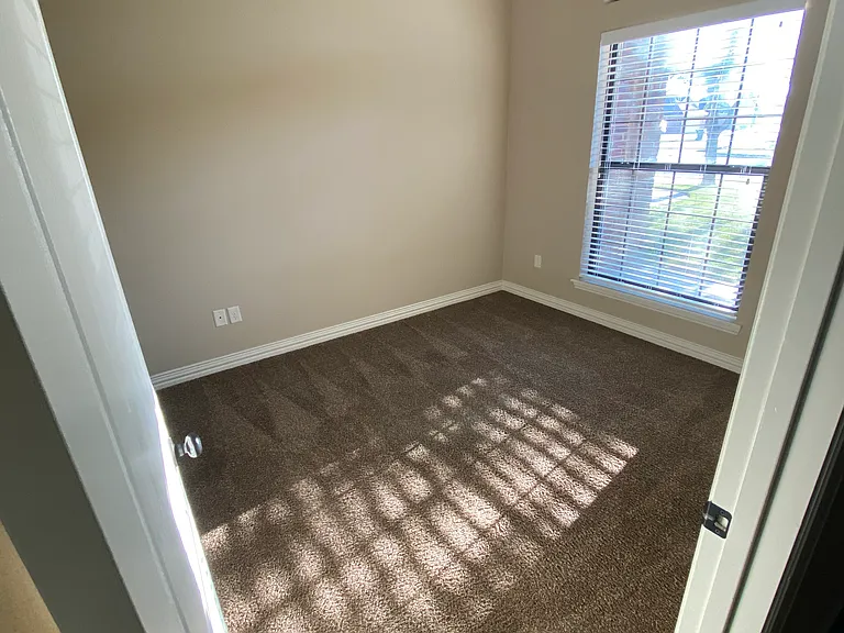 3828 Carrera Ln — Photo 11