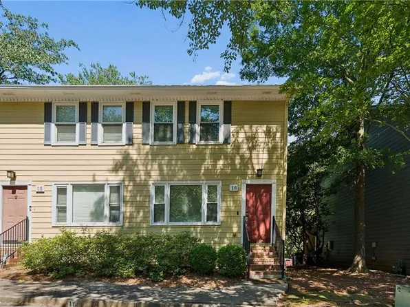 16 Holly Downs Ct NW, Atlanta, GA 30318