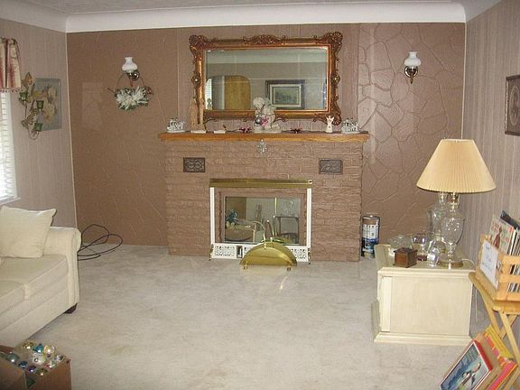 2nd image of 11327 Michigan Ave
