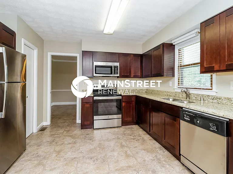 8105 Thornwood Rd — Photo 5