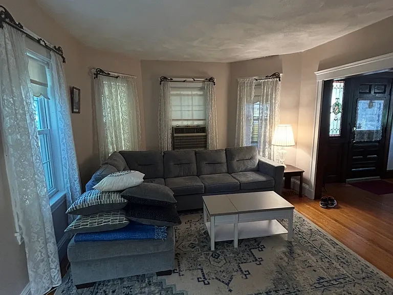 92 Schiller Rd — Photo 8