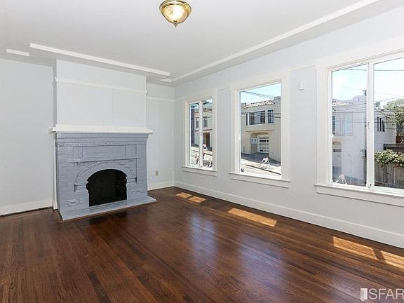 5th image of 321 Peru Ave
