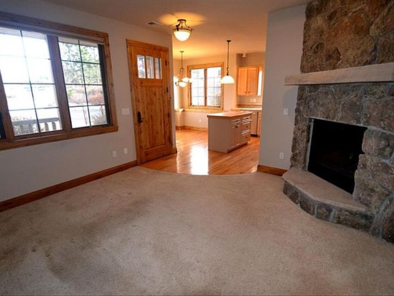 Entry, Living Rm & Kitchen