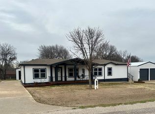 14314 Whispering Mdws, Kingston, OK 73439