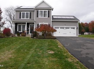 1 Haywood Lane, Rensselaer, NY 12144