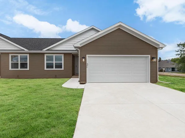 300 Lilac Lane, Stoughton, WI 53589