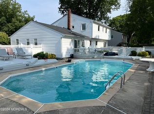 104 Pear St, Oakhurst, NJ 07755