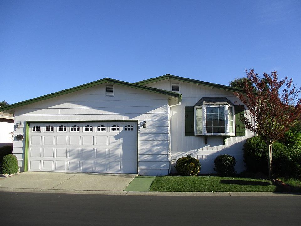 1st image of 266 Cherry Ct #266
