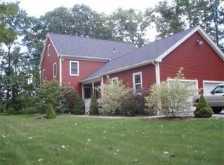 147 Marshall St, Paxton, MA 01612