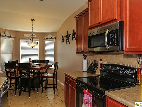 2nd image of 1103 Evergreen Farm Dr