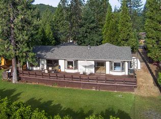 291 Lakeview Dr, Trinity Center, CA 96091