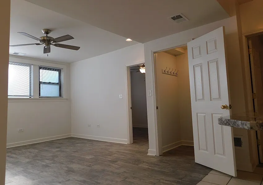 2 bed, 800 sqft, $1,750 — Photo 3