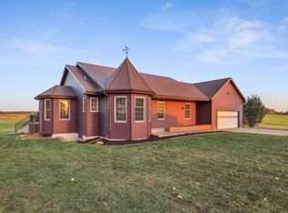 3084 Pokegama Lake Rd, Grasston, MN 55030