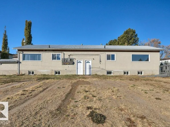 5310 & 5312 50th St, Thorsby, AB T0C 2P0