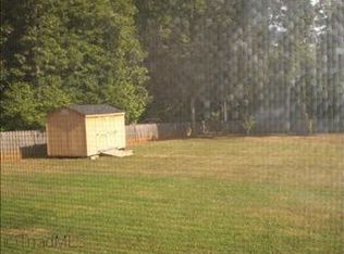 1105 Foxhaven Dr, Greensboro, NC 27455