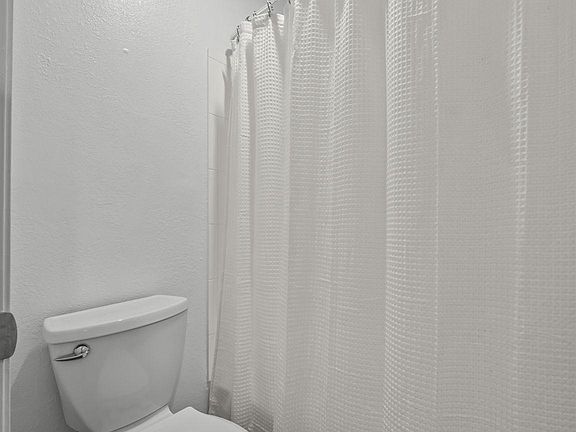 5th image of 5777 Southfield Fwy Unit 221
