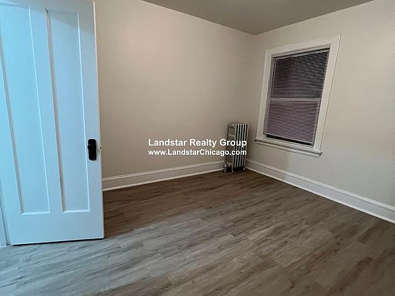 4th image of 3454 N Kedvale Ave #2