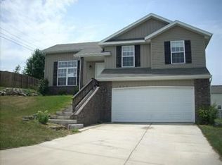 1602 W Patricia St, Ozark, MO 65721