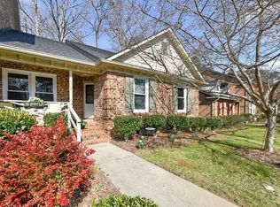 19 Milpond Ln, Greensboro, NC 27455