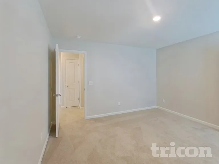2170 Southlea Dr — Photo 11