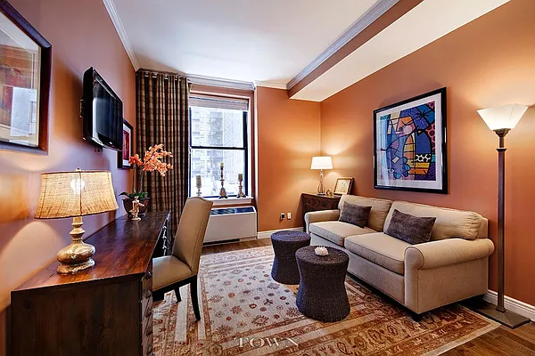 Sold by Town Residential | media 4